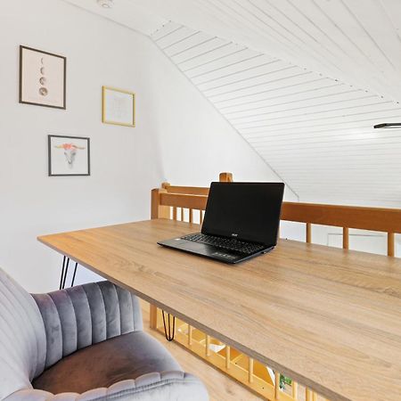 Apart21 - Blue - Maisonette - Netflix - Parking - Near Audi 因戈尔施塔特 外观 照片
