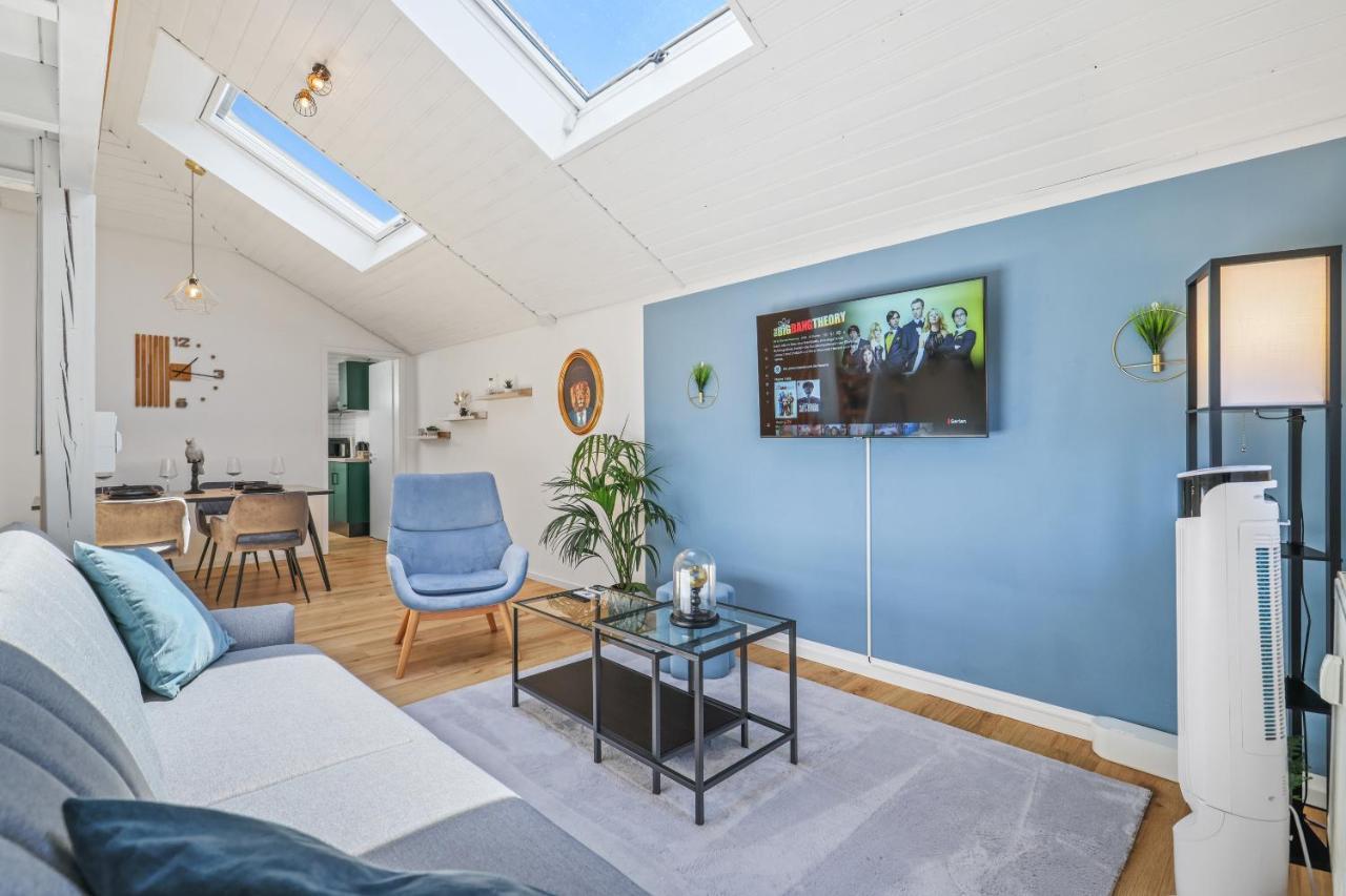 Apart21 - Blue - Maisonette - Netflix - Parking - Near Audi 因戈尔施塔特 外观 照片