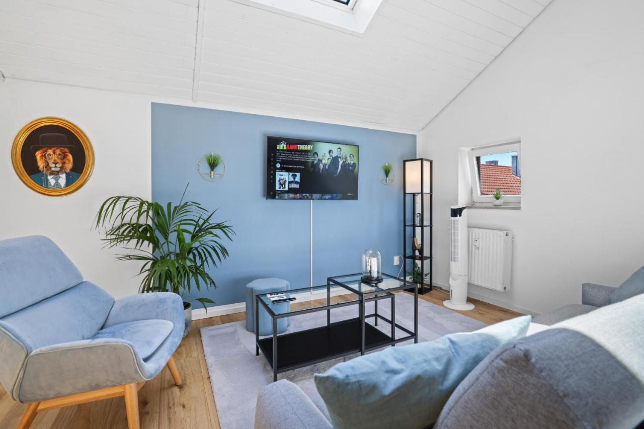 Apart21 - Blue - Maisonette - Netflix - Parking - Near Audi 因戈尔施塔特 外观 照片