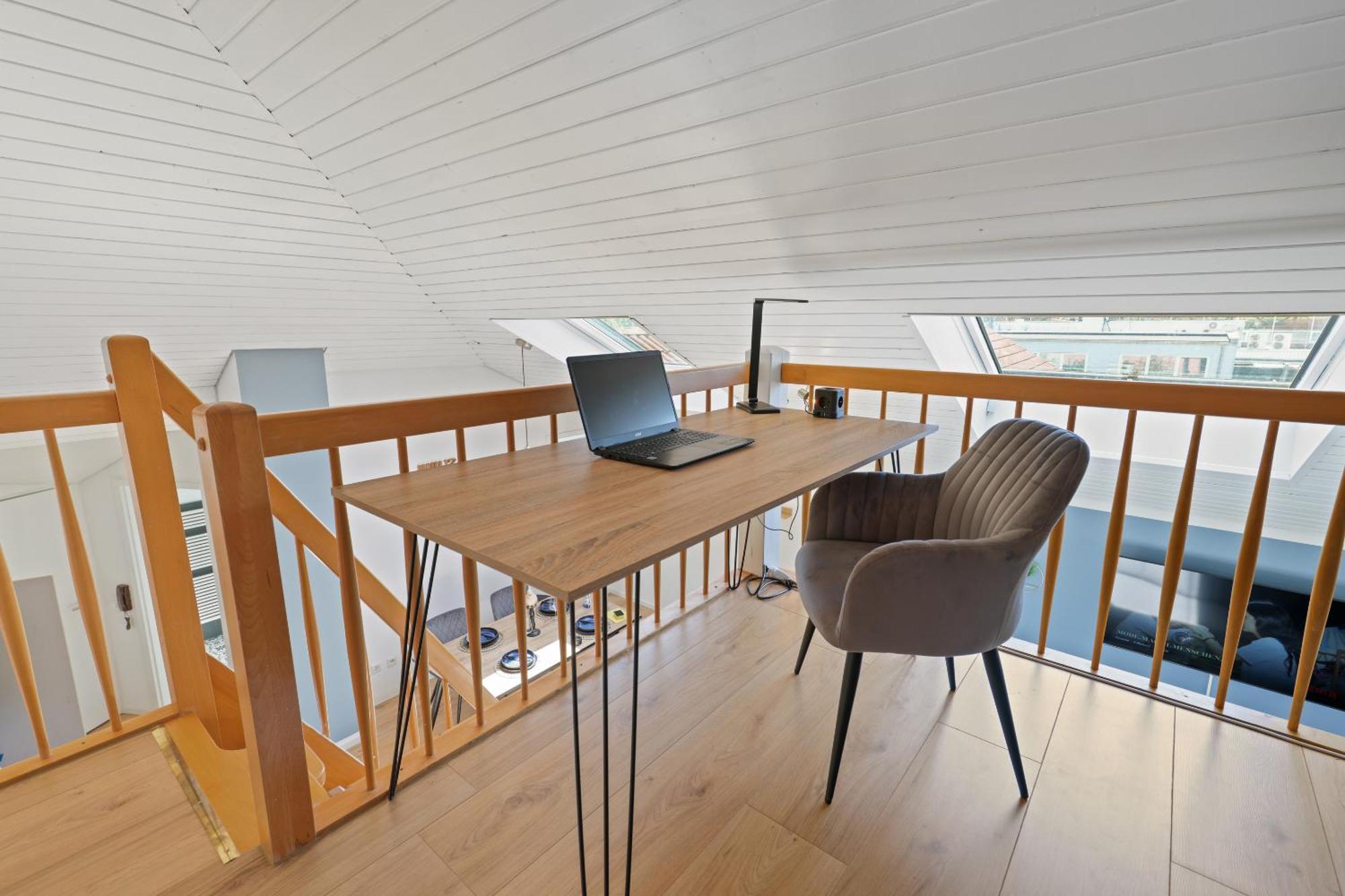Apart21 - Blue - Maisonette - Netflix - Parking - Near Audi 因戈尔施塔特 外观 照片